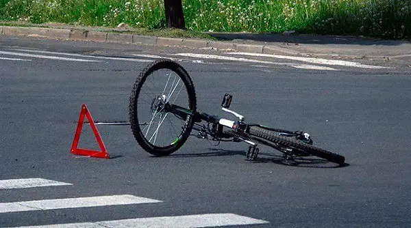Kecelakaan yang melibatkan pengendara sepeda
