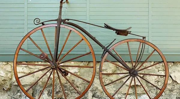Sejarah sepeda - siapa yang menemukannya dan pada tahun berapa, sketsa sepeda pertama